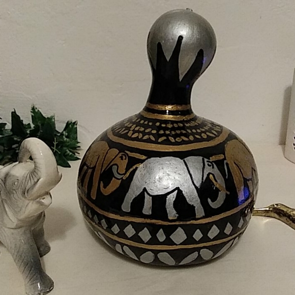 African Elephants Gourd Decorations - Picture 2 of 7